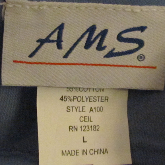 5 Blue AMS Scrub Tops Sz LARGE V-neck Chest Pocket - Picture 5 of 8